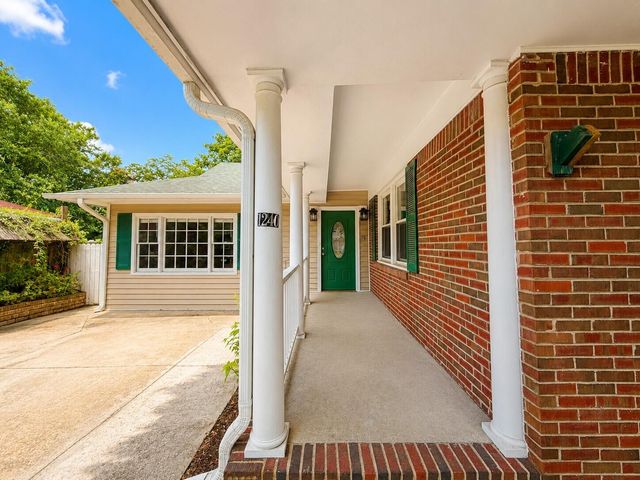 1240 Belvedere Drive, Hanahan, SC 29410
