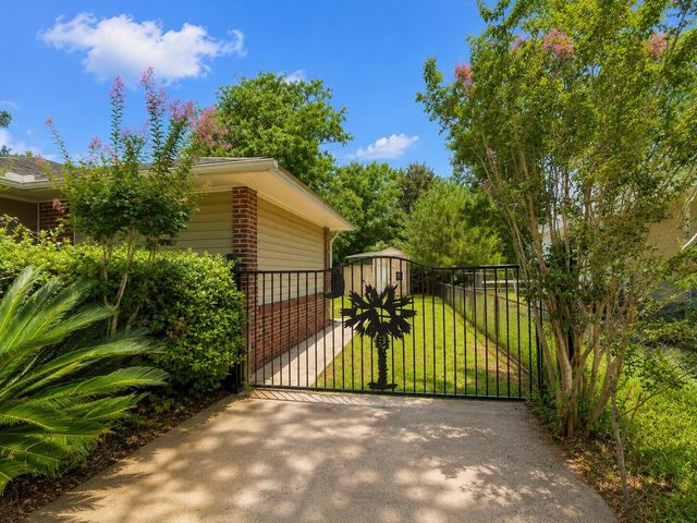 1240 Belvedere Drive, Hanahan, SC 29410