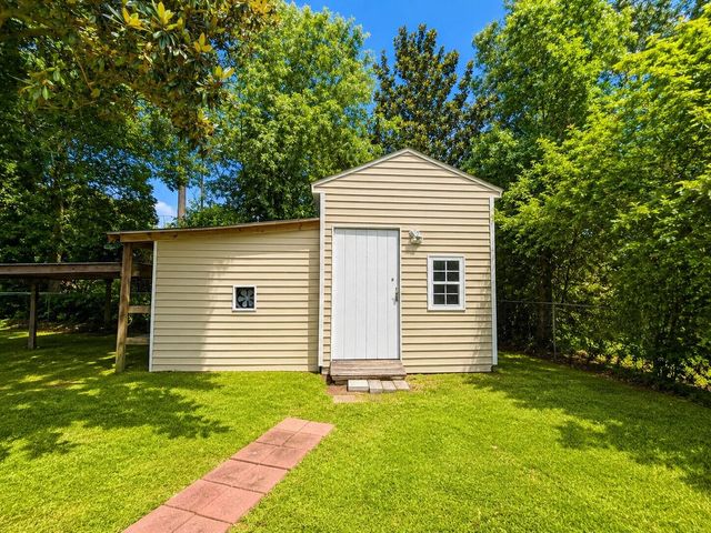 1240 Belvedere Drive, Hanahan, SC 29410