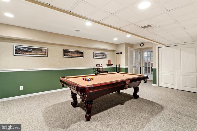 18 COUNTRY WOODS DR, New Egypt, NJ 08533