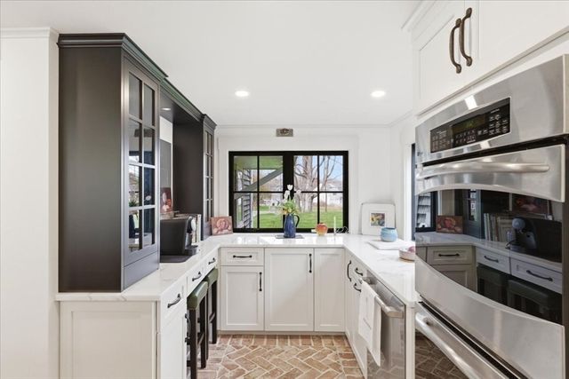 23 Old Oaken Bucket Rd, Scituate, MA 02066