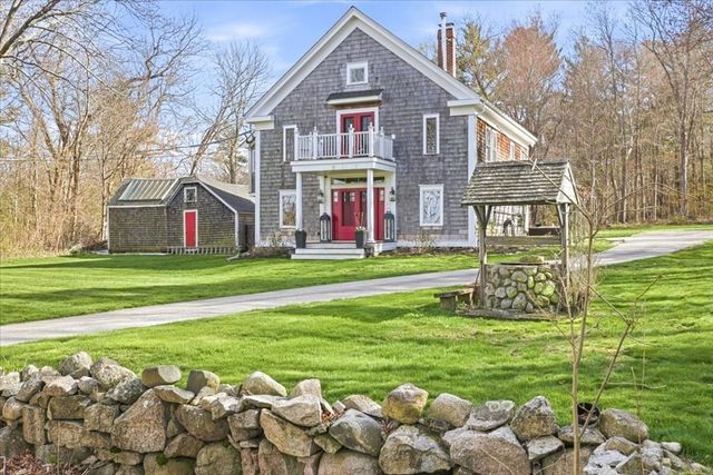 23 Old Oaken Bucket Rd, Scituate, MA 02066