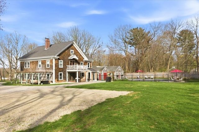 23 Old Oaken Bucket Rd, Scituate, MA 02066