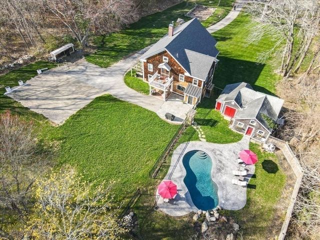 23 Old Oaken Bucket Rd, Scituate, MA 02066