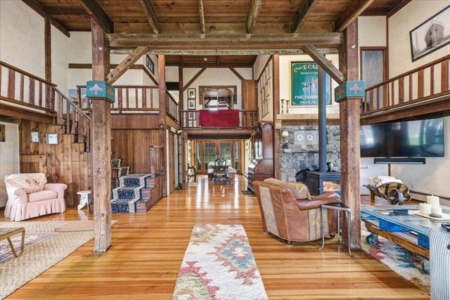 23 Old Oaken Bucket Rd, Scituate, MA 02066