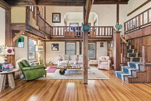 23 Old Oaken Bucket Rd, Scituate, MA 02066