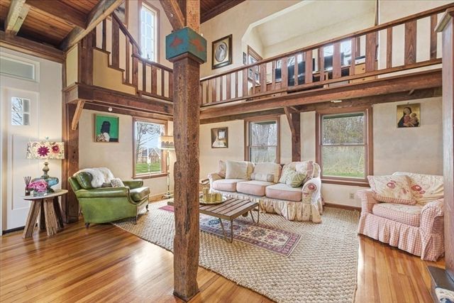 23 Old Oaken Bucket Rd, Scituate, MA 02066