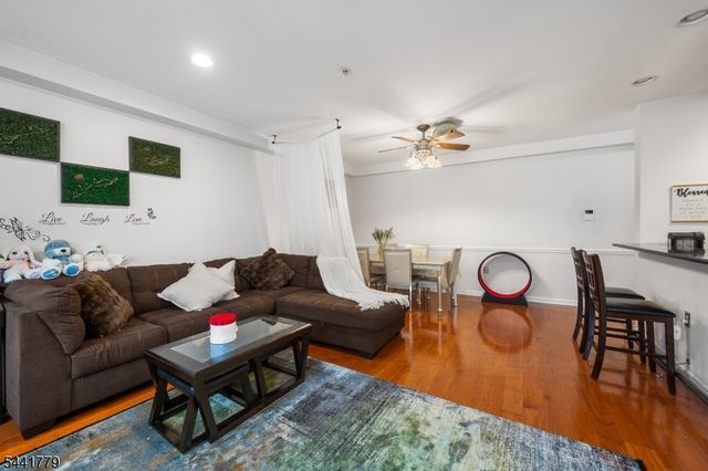 9252 Kennedy Blvd, North Bergen Twp., NJ 07047