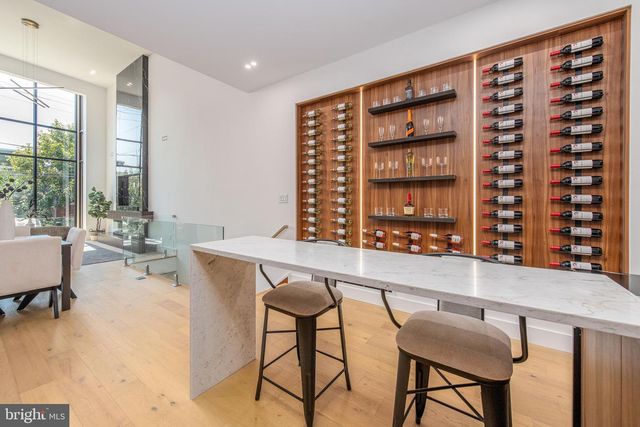217 TASKER ST, Philadelphia, PA 19148