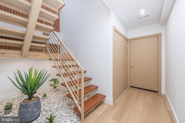 217 TASKER ST, Philadelphia, PA 19148