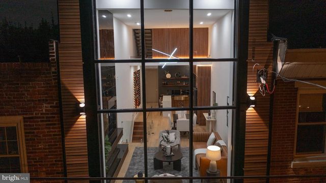 217 TASKER ST, Philadelphia, PA 19148