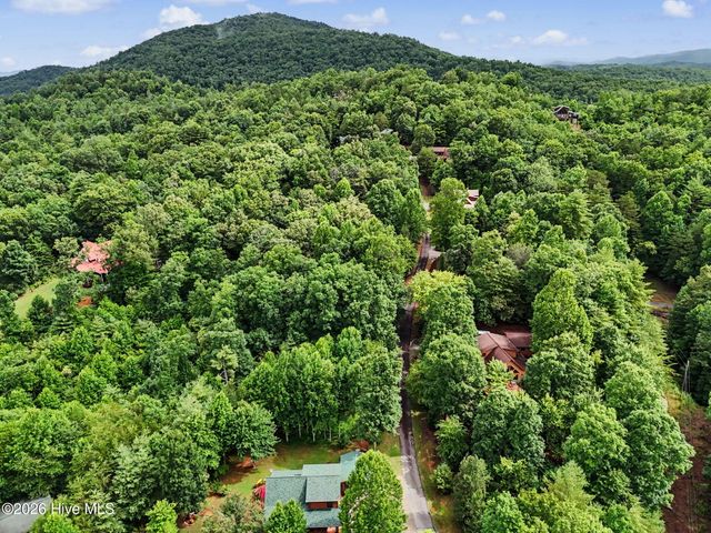 71 Lawrence Drive, Murphy, NC 28906