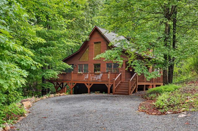 71 Lawrence Drive, Murphy, NC 28906