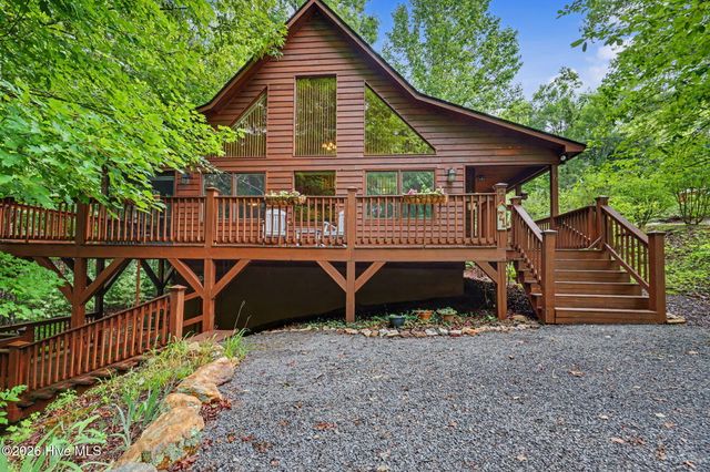 71 Lawrence Drive, Murphy, NC 28906