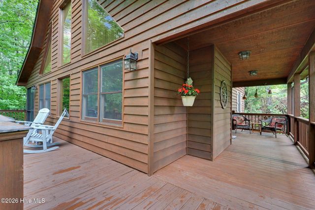 71 Lawrence Drive, Murphy, NC 28906