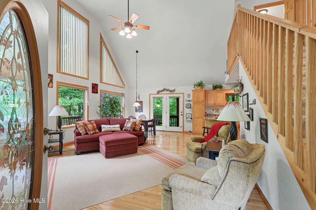 71 Lawrence Drive, Murphy, NC 28906