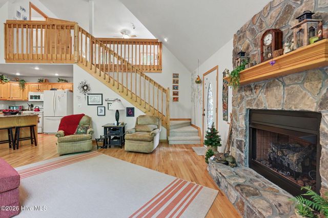 71 Lawrence Drive, Murphy, NC 28906