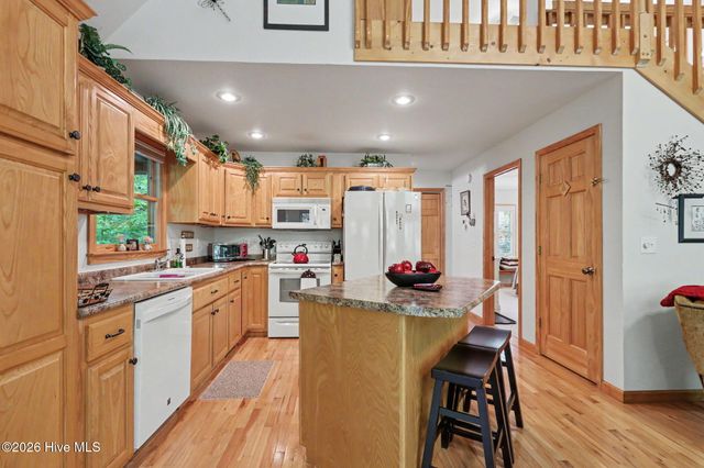 71 Lawrence Drive, Murphy, NC 28906