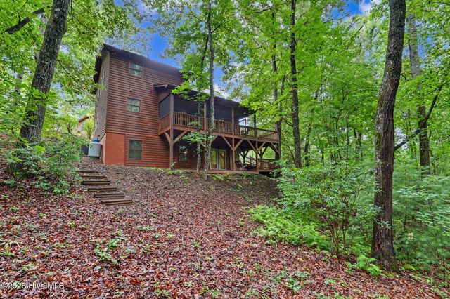 71 Lawrence Drive, Murphy, NC 28906