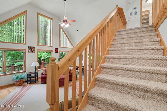 71 Lawrence Drive, Murphy, NC 28906
