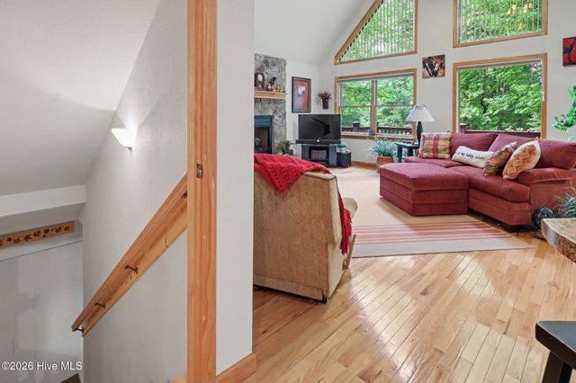 71 Lawrence Drive, Murphy, NC 28906