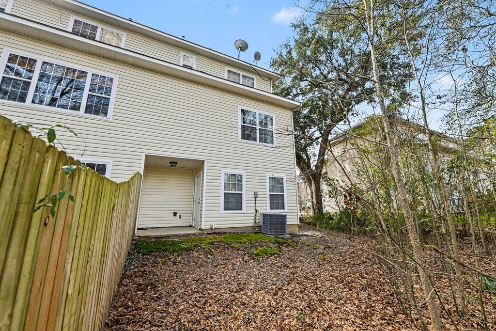 Image 32 of property listing at 4121 Perrine Street, Charleston, SC 29414