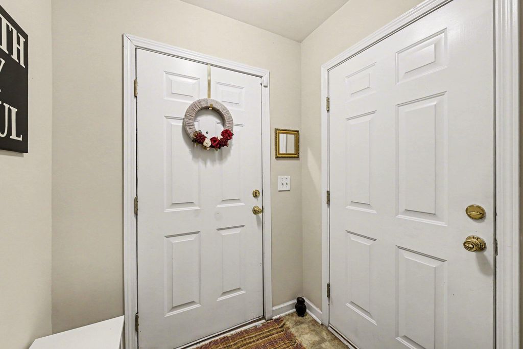 Image 4 of property listing at 4121 Perrine Street, Charleston, SC 29414