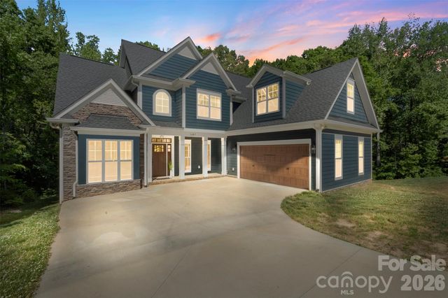 1607 Freemont Drive, Alexis, NC 28006