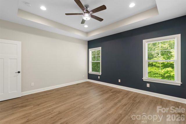 1607 Freemont Drive, Alexis, NC 28006