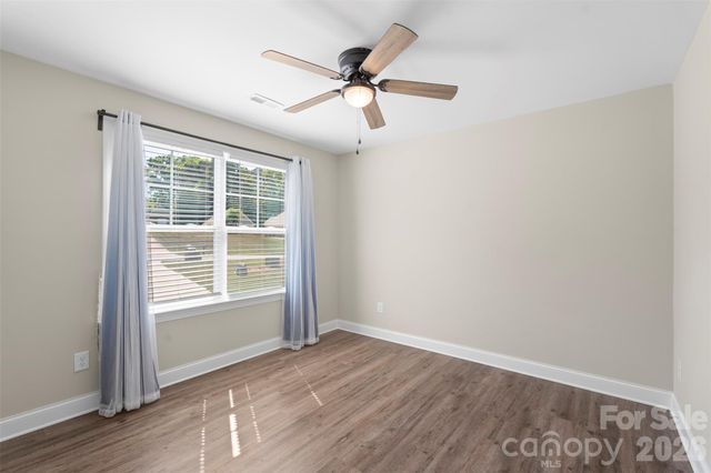 1607 Freemont Drive, Alexis, NC 28006