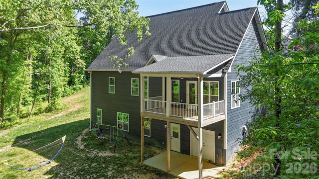 1607 Freemont Drive, Alexis, NC 28006