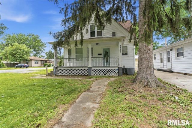 2921 S PARK Avenue, Springfield, IL 62740