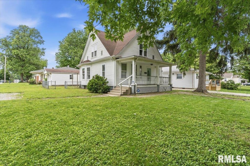 2921 S PARK Avenue, Springfield, IL 62740
