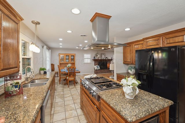 4410 OLSEN Boulevard, Amarillo, TX 79106