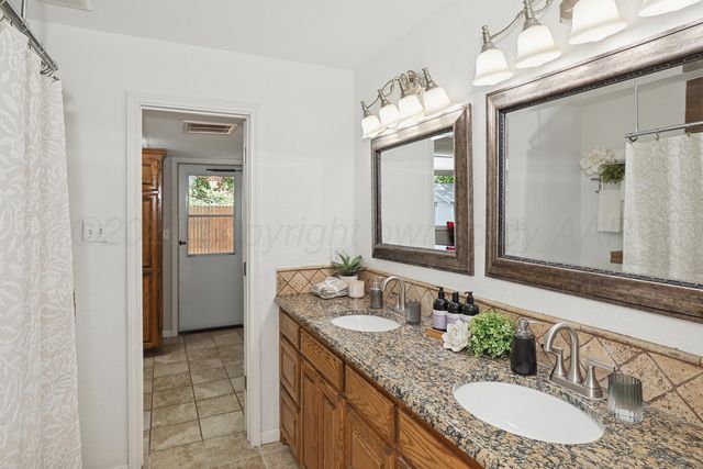 4410 OLSEN Boulevard, Amarillo, TX 79106