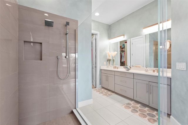 5419 LAGO MAGGIO STREET, Sarasota, FL 34238