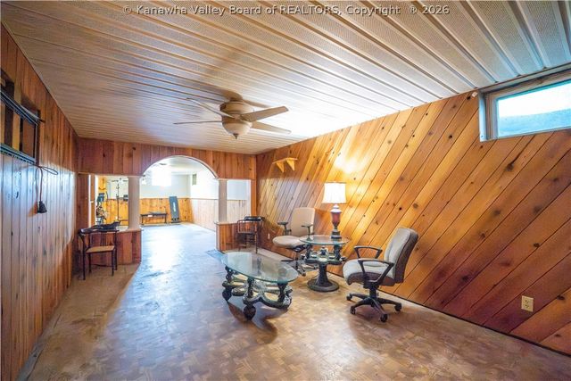 2029 Pennsylvania Avenue, St Albans, WV 25177