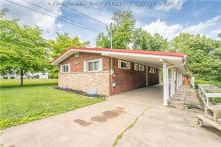 2029 Pennsylvania Avenue, St Albans, WV 25177