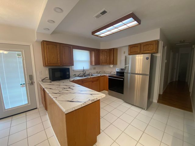 6290 Tessie Circle, Burlington, KY 41005