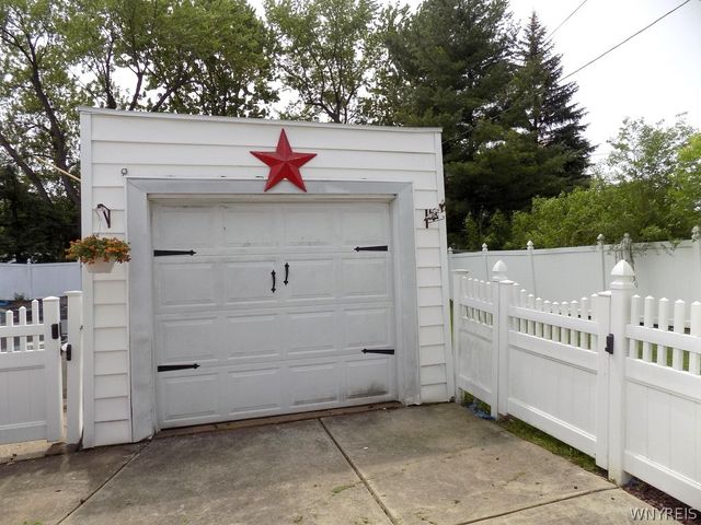 161 Brighton Road, Tonawanda, NY 14150