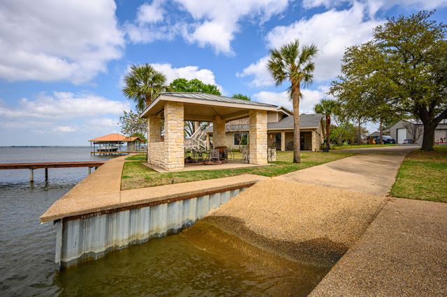 2512 Oak Drive, Tool, TX 75143