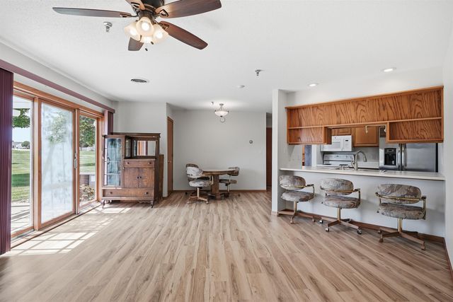 4125 Autumn Ridge Rd Unit 122, Cedar Falls, IA 50613