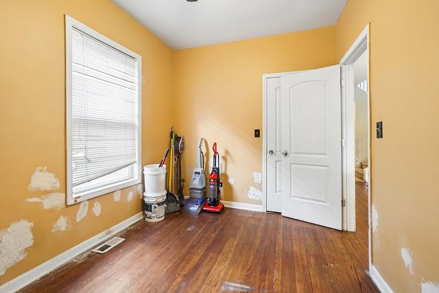 7527 S Perry Avenue, Chicago, IL 60620