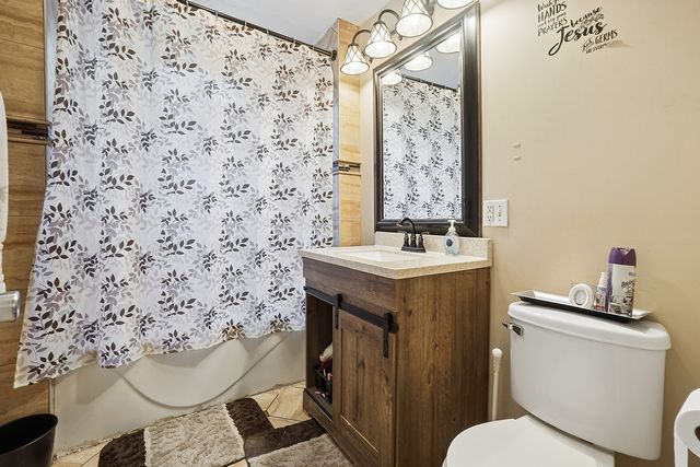 7527 S Perry Avenue, Chicago, IL 60620