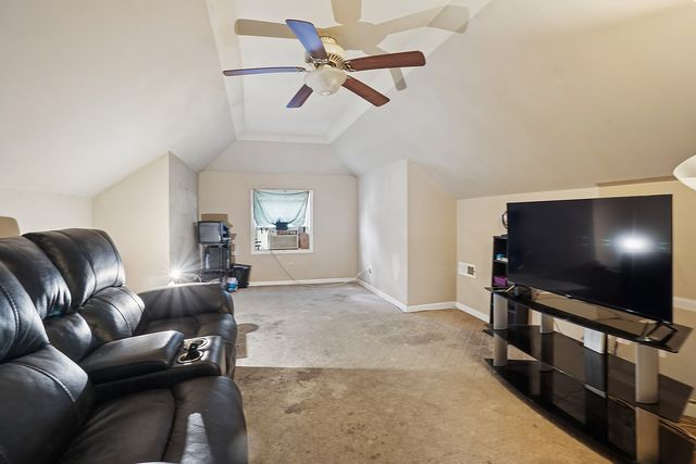 7527 S Perry Avenue, Chicago, IL 60620