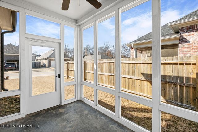 3425 Kreunen Street, Nesbit, MS 38651