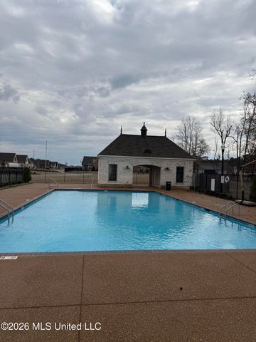3425 Kreunen Street, Nesbit, MS 38651