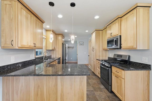 241 5th Street, Evansville, WI 53536