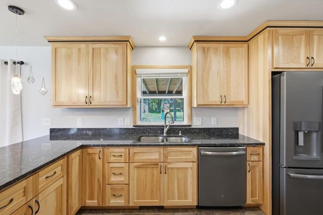 241 5th Street, Evansville, WI 53536