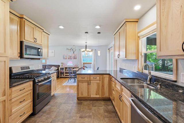 241 5th Street, Evansville, WI 53536